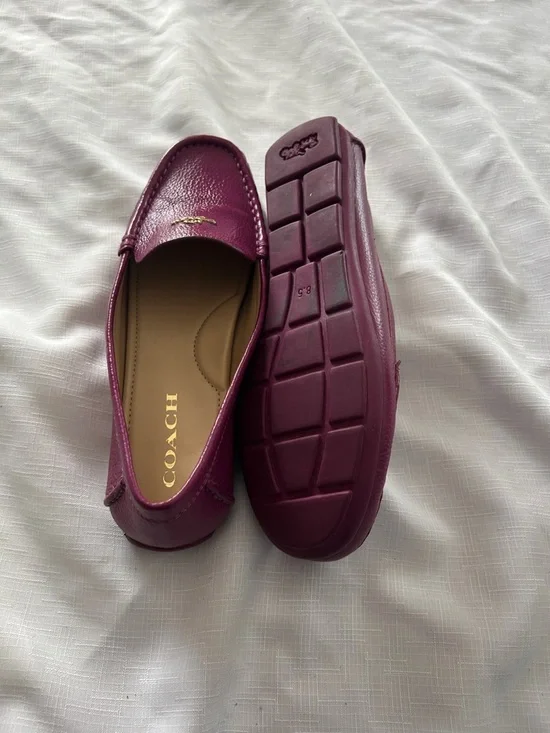 Coach Plum/Purple Leather Driving Loafers with Gold Logo - Picture 5 of 8